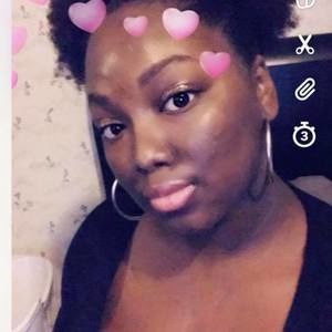 Meet your Posher, Lashona